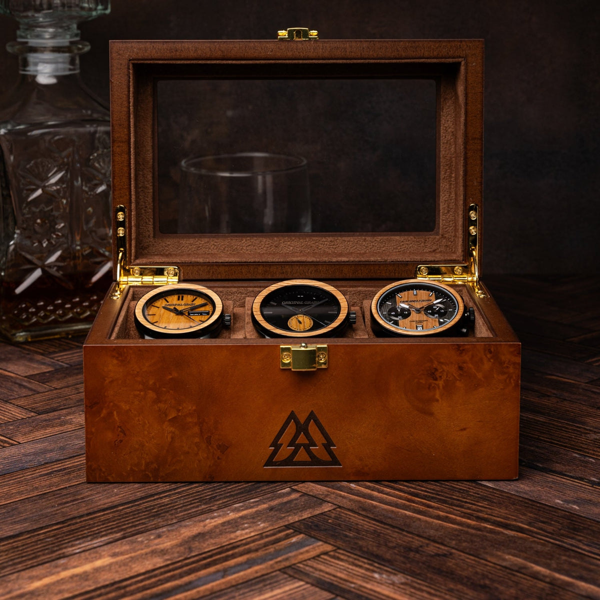 Burlwood 3 Watch Display