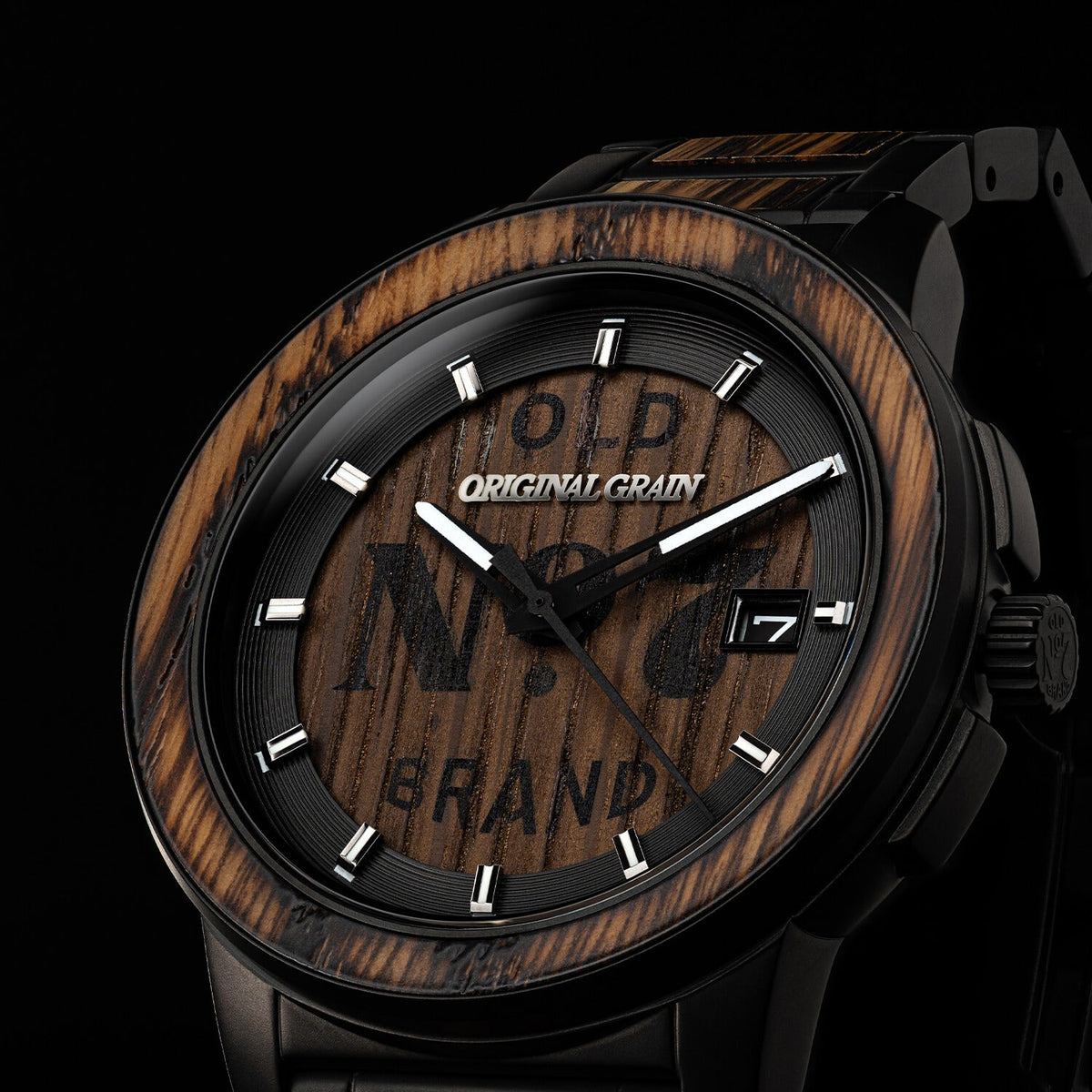 Jack Daniel's Charred Oak Barrel 46mm