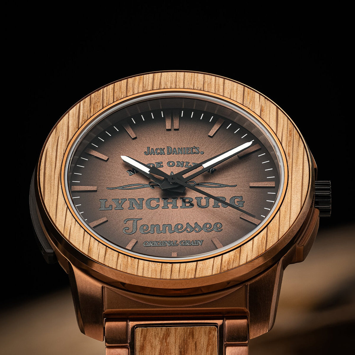 Jack Daniel’s Barrel House 44mm