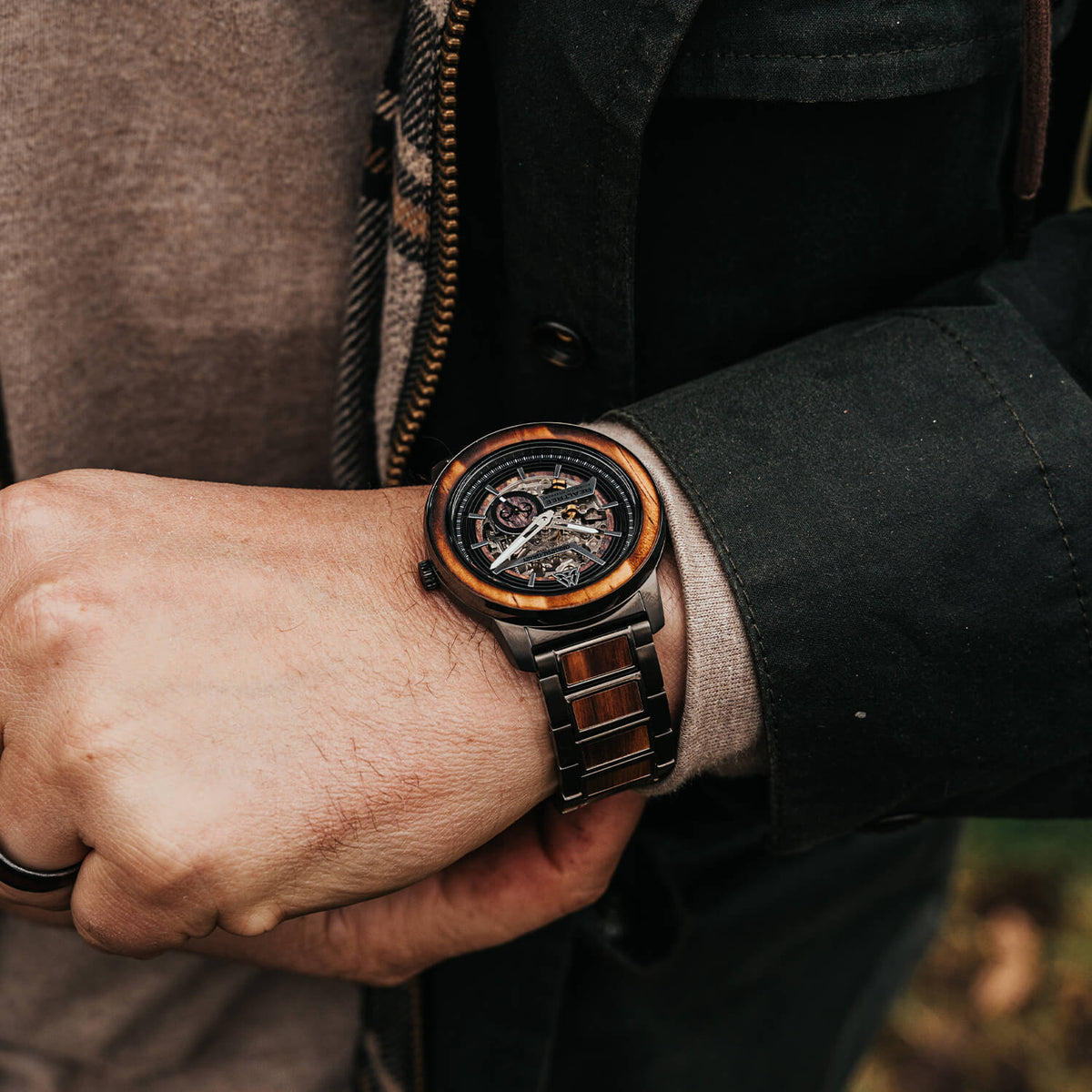 Realtree Charred Pine Barrel 44mm Automatic