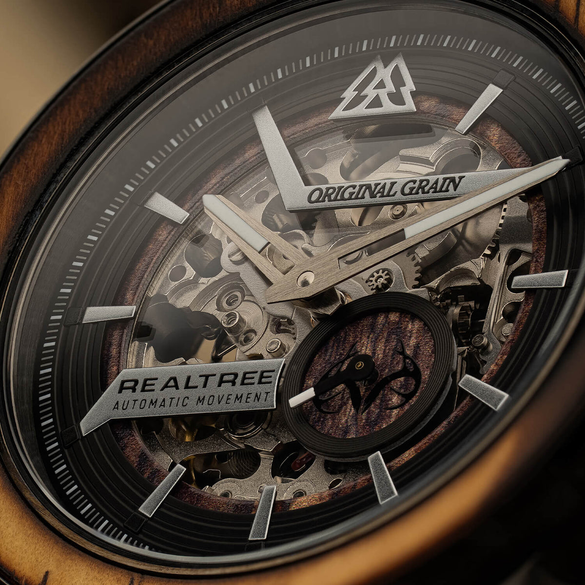 Realtree Charred Pine Barrel 44mm Automatic